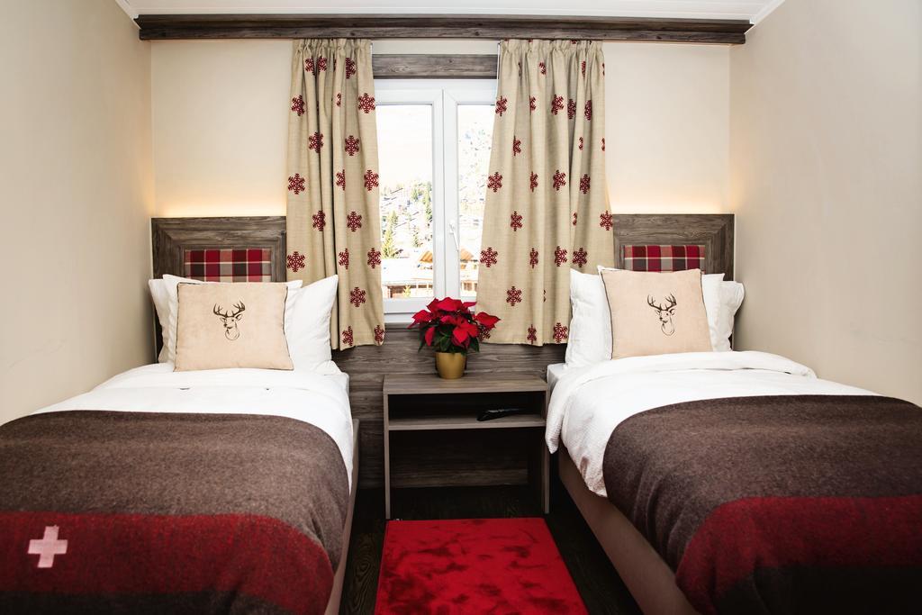 Hotel Bristol וורבייה מראה חיצוני תמונה