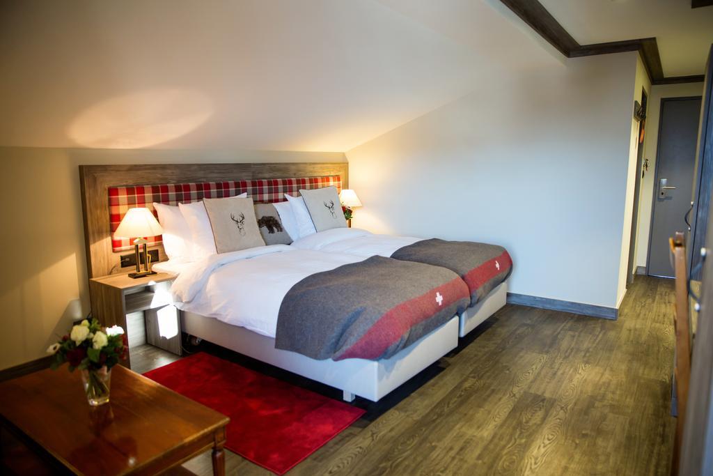 Hotel Bristol וורבייה מראה חיצוני תמונה