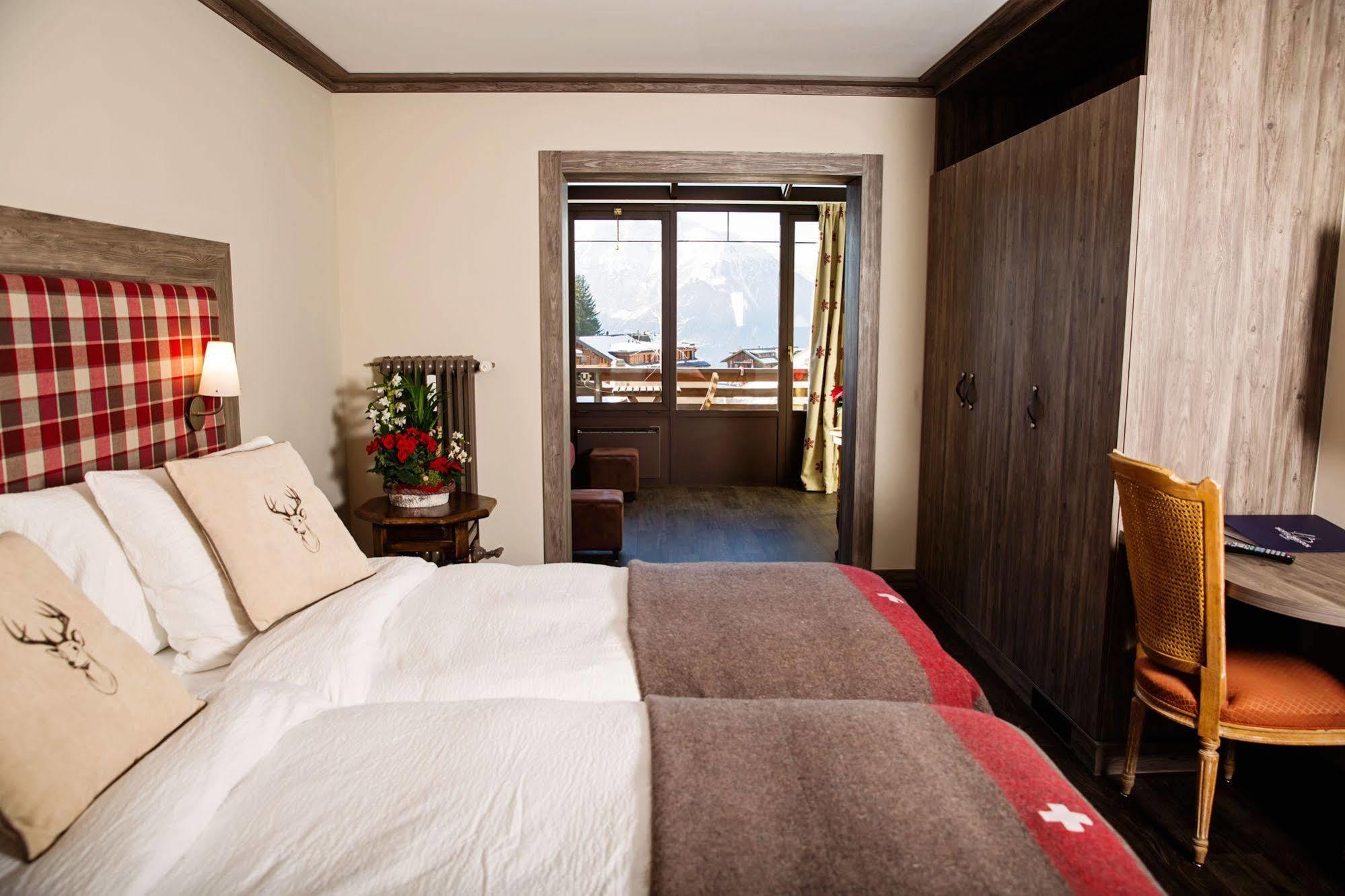 Hotel Bristol וורבייה מראה חיצוני תמונה